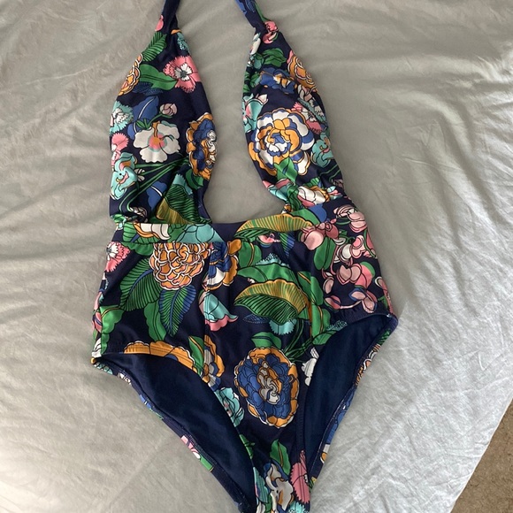 Modcloth Other - ModCloth plunge high waisted halter one piece swim suit size L EUC